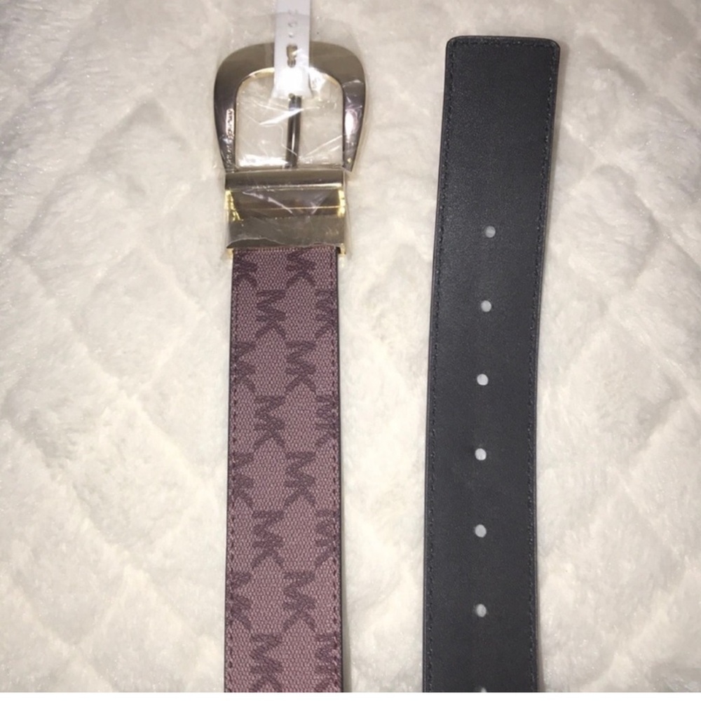 Michael Kors Twist Reversible Belt Genuine Leather size medium. NWT - Picture 5 of 15